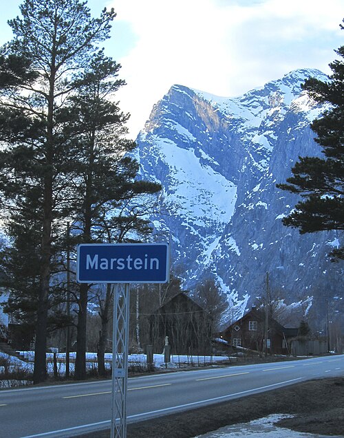 Road E136 at Marstein, Romsdalshorn in the distance.