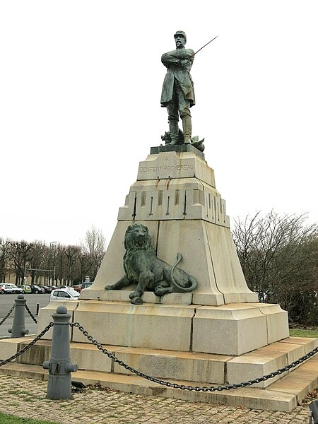 File:Saint-Maixent-l'École - Statue de Denfert-Rochereau.jpg