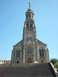 The church in Saint-Michel-Mont-Mercure
