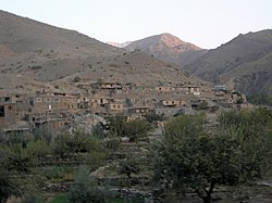 A settlement in Maidan Wardak along the——road between Kabul and Bamiyan