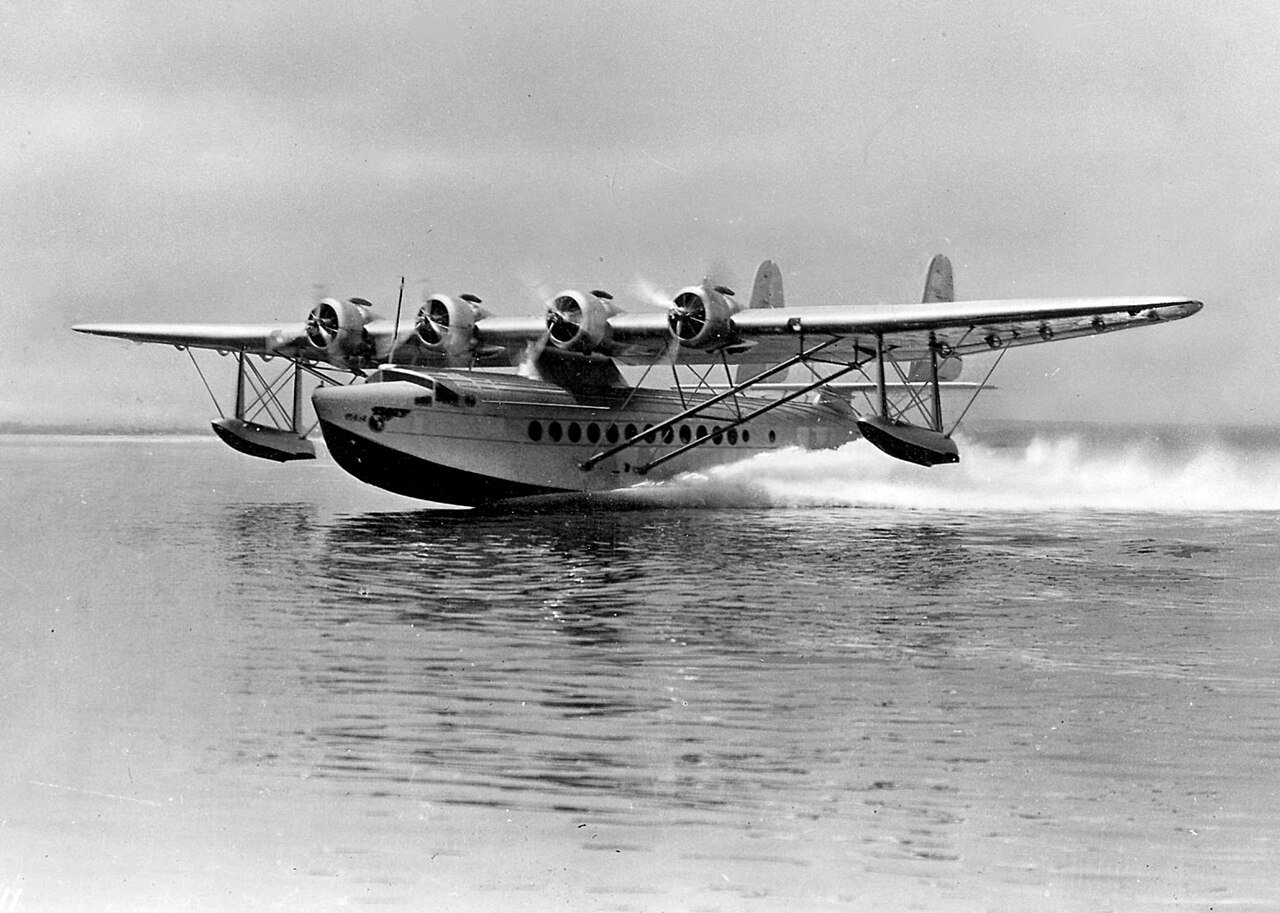 1280px-Sikorsky_S-42_PAA_taking_off_in_1
