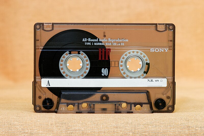 File:Sony HF 1990s (1).jpg