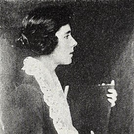 Sonya Levien - lipiec 1925 EH.jpg