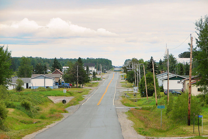 File:St-Dominique-Rosaire QC.JPG