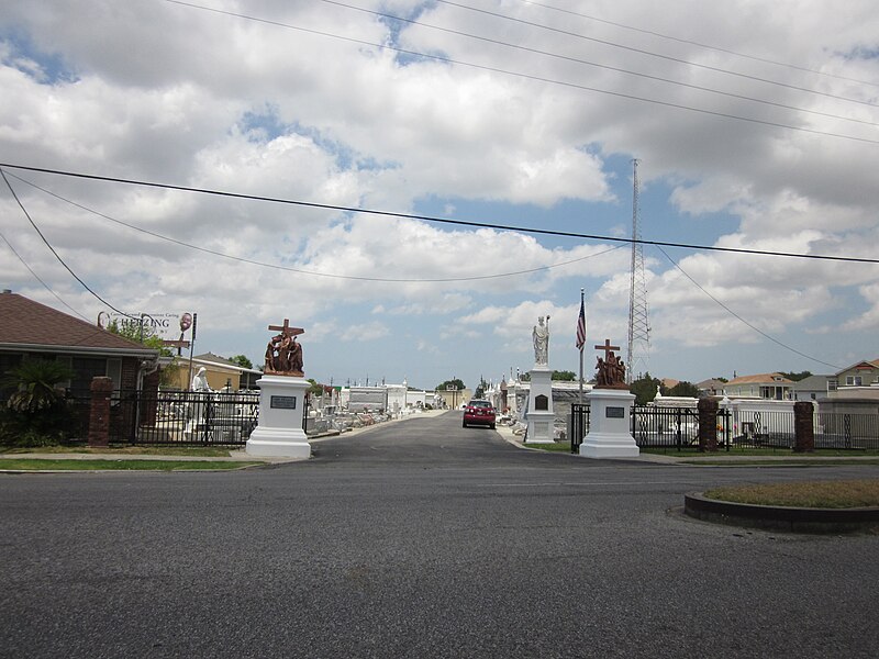 File:St Patricks Cemetery 1 NOLA Gates May 2011.JPG