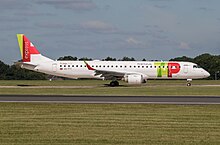 TAP Express Embraer 195 (CS-TTY) @ MAN, July 2017.jpg