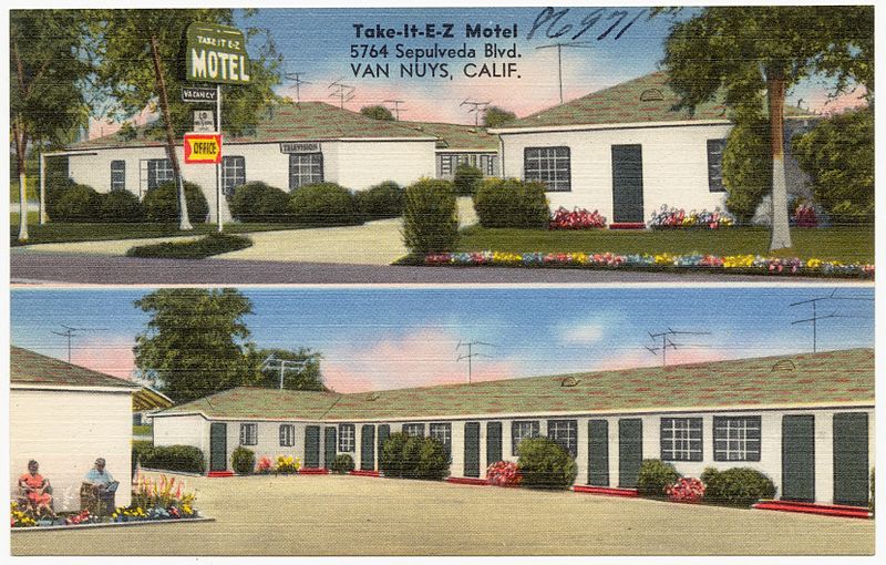 File:Take-It-E-Z Motel, 5764 Sepulveda Blvd., Van Nuys, Calif (86971).jpg