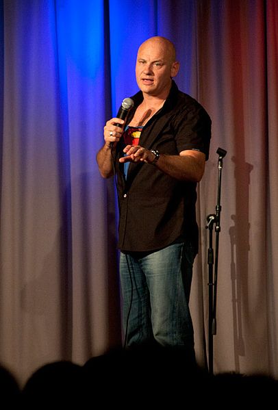 File:Terry Alderton in 2010 (cropped).jpg