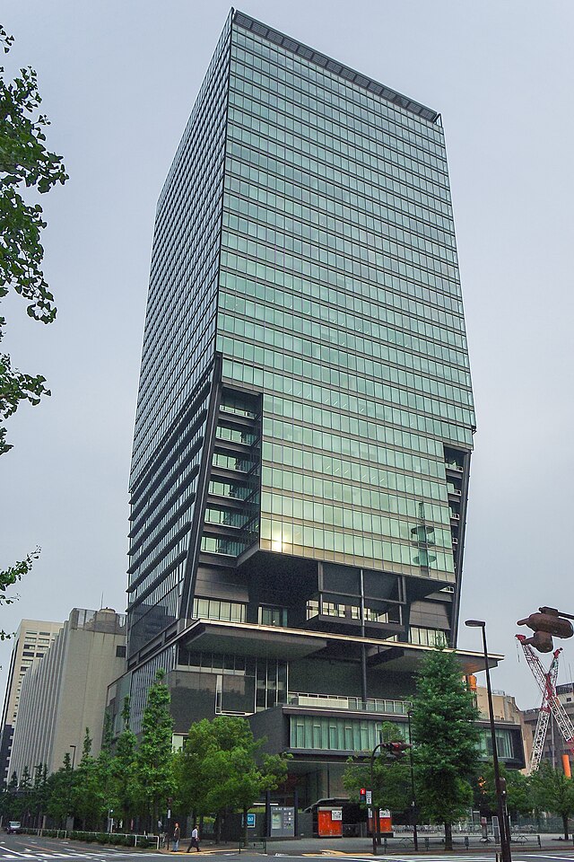 File:Tokyo Sankei Building 20100618-001.jpg - 维基百科，自由的百科全书