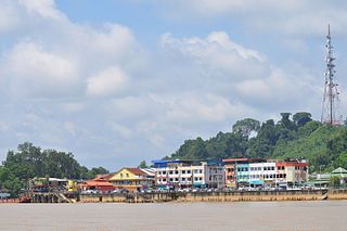 <span class="mw-page-title-main">Kanowit</span> Town and district capital in Sarawak, Malaysia