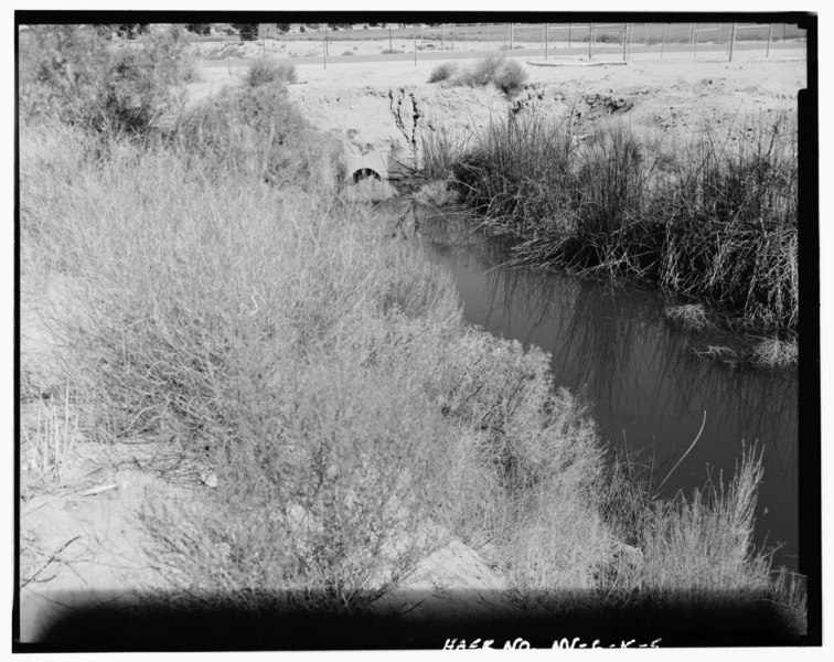 File:VIEW OF WEST GATE ROAD CULVERT OF LOWER DIAGONAL NO. 1 DRAIN, LOOKING 323' EAST OF NORTH. - Truckee-Carson Irrigation District, Lower Diagonal No. 1 Drain, Bounded by West Gate HAER NEV,1-FALL,1K-5.tif