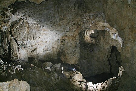 Vetter Höhle Walhalla HvB