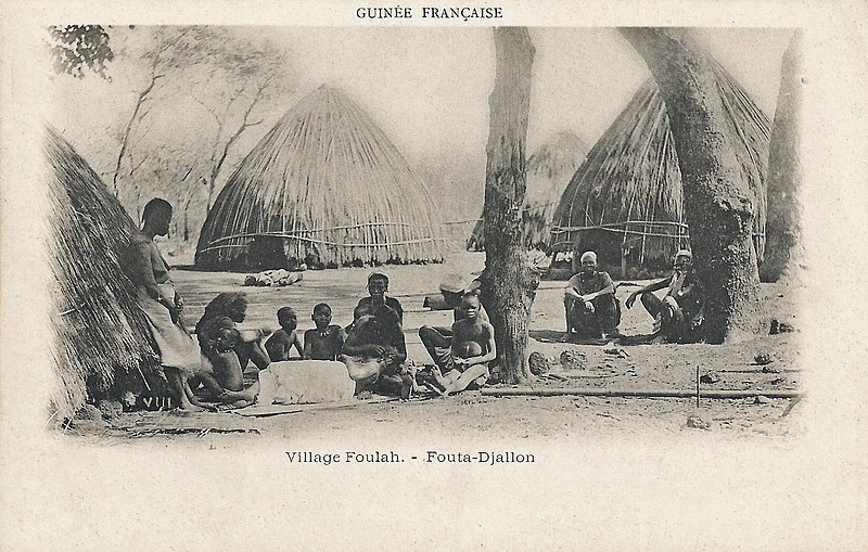 File:Village Foulah-Fouta-Djallon (Guinée).jpg