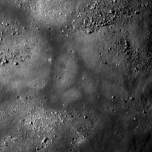 LRO image of the pattern of dark deposits at the crest of the central peak of Vitello Vitello M135433752L.png