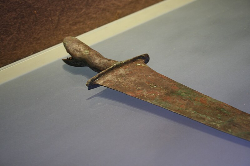 File:Warring States Bronze Sword (9964968334).jpg