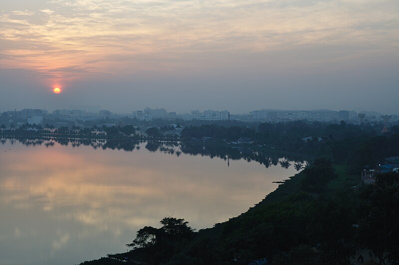 File:Winter Solstice Sunset - Kolkata 2011-12-22 7706.JPG