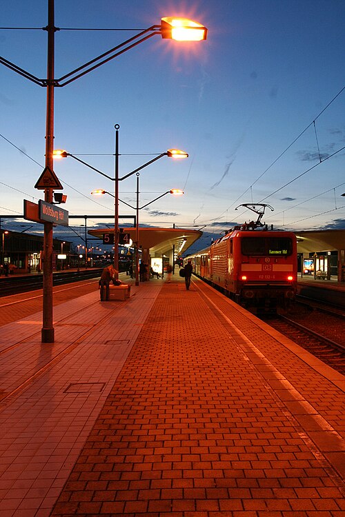 Wolfsburg Hauptbahnhof with RE to Hanover