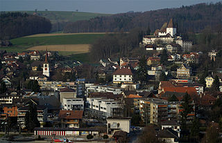 <span class="mw-page-title-main">Worb</span> Municipality in Bern, Switzerland