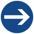 Zeichen 211-20 vorgeschriebene Fahrtrichtung – hier rechts (künftig: 209-21)