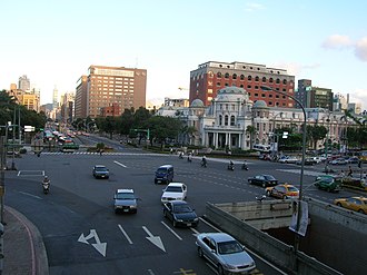 Provincial Highway 5 Zhongxiao and Zhongshan Road Intersection.jpg