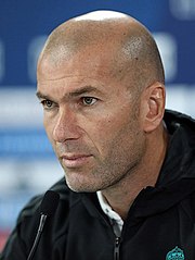 Zidane was named the best European footballer of the past 50 years in a 2004 UEFA poll.[499]