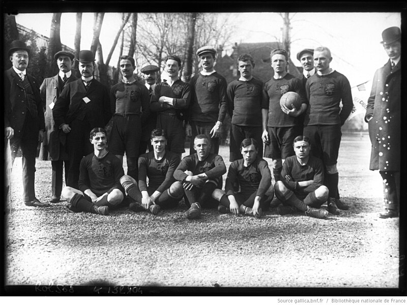 File:Équipe belge de football, avril 1908.jpg