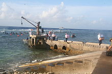 Dock auf Đảo Phan Vinh (Pearson Reef) (vietnamesisch)