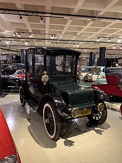 Rauch and Lang American electric automobile manufactured in Cleveland, Ohio