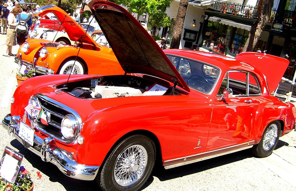 Nash-Healey 1024px-1953_Nash_Healey_coupe