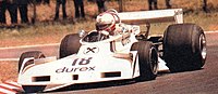 Hans Binder im Surtees TS19 beim Großen Preis von Argentinien 1977