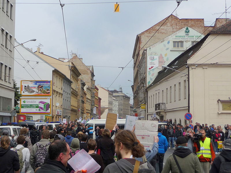 File:2011 May Day in Brno (018).jpg