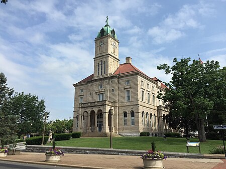 Rockingham County Courthouse in Court Square, Harrisonburg