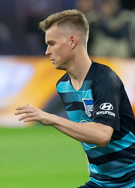 File:2019-03-30 Fußball, Männer, 1. Bundesliga, RB Leipzig - Hertha BSC StP 3839 LR10 by Stepro (cropped).jpg