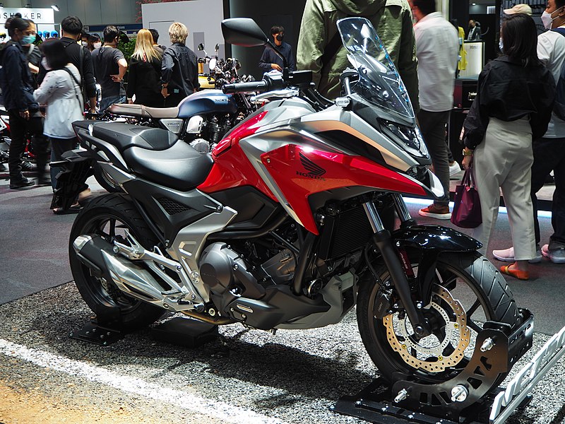 File:2021 Honda NC750X (DCT).jpg