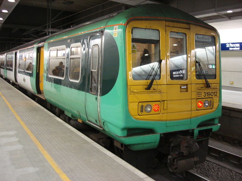 File:319012 at St Pancras.jpg