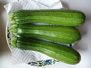 3 Zuchini (5290072891).jpg