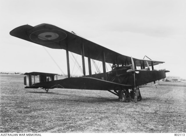 A side view of the Handley–Page 0/400 of No. 1 Squadron, Australian Flying Corps frequently piloted by Captain Ross Macpherson Smith