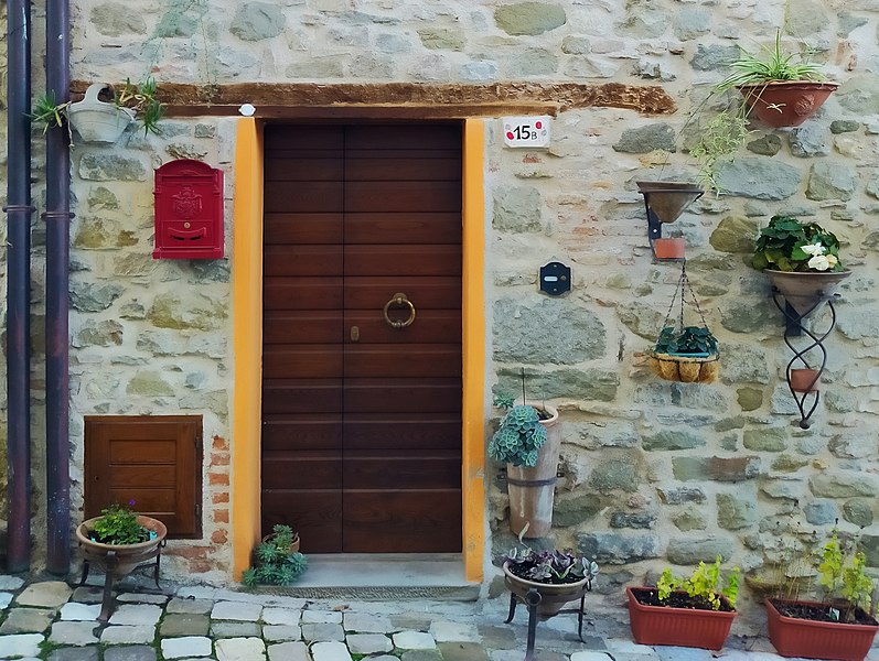 File:A stone and wood house - Main door.jpg