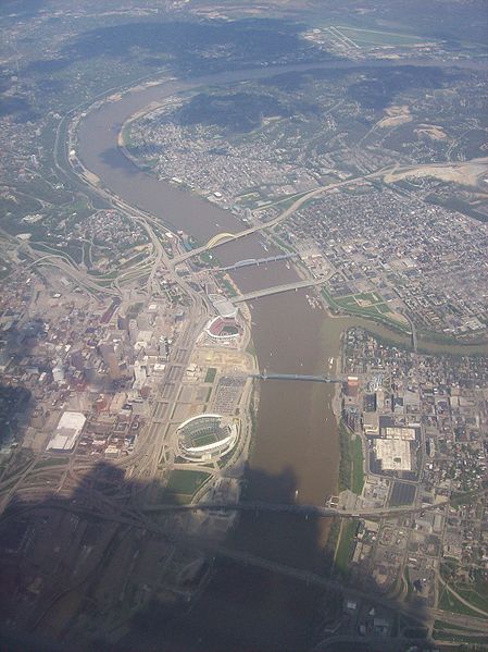 File:Aerial view of Cincinnati, 2006-01-25.jpg