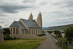 Akureyrarkirkja i juli 2013