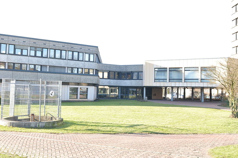 File:Amtsgericht Velbert 02.JPG