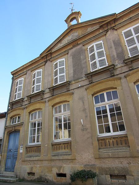 File:Ancienne ecole Gorze.jpg