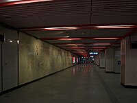 Xi Yuan station concourse mural (April 2010)