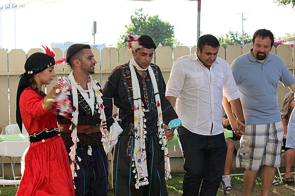 Khigga is the most common social folk dance among Assyrian people.