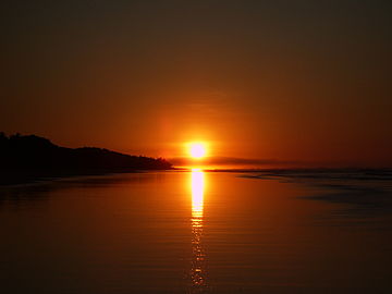 Atardecer en Playa Esterillos.