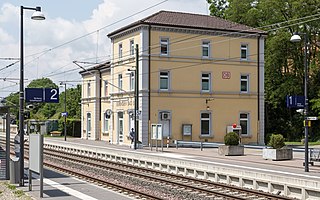 <span class="mw-page-title-main">Beringen Badischer Bahnhof</span> German owned railway station in Switzerland