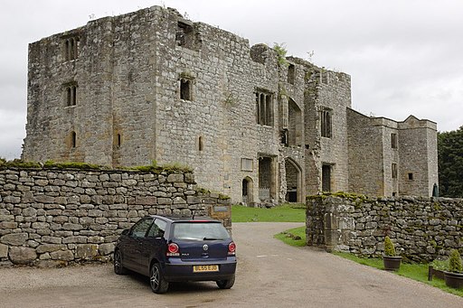 Barden Tower - geograph.org.uk - 3099654