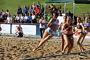 Deutsch: Beachhandball Europameisterschaften 2019 (Beach handball Euro); Tag 4: 5. Juli 2019 – Frauen, Viertelfinale, Niederlande-Griechenland 2:1 (25:12, 18:24, 7:6) English: Beach handball Euro; Day 4: 5 July 2019 – Quarter Final Women – Netherlands-Greece 2:1 (25:12, 18:24, 7:6)