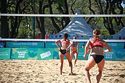 Deutsch: Beachvolleyball bei den Olympischen Jugendspielen 2018; Tag 8, 14. Oktober 2018; Mädchen, Achtelfinale – Bolivien-Puerto Rico 0:2 (18–21/18–21 ) English: Beach volleyball at the 2018 Summer Youth Olympics at 14 October 2018 – Girls Round of 16 – Bolivia-Puerto Rico 0:2 (18–21/18–21 )