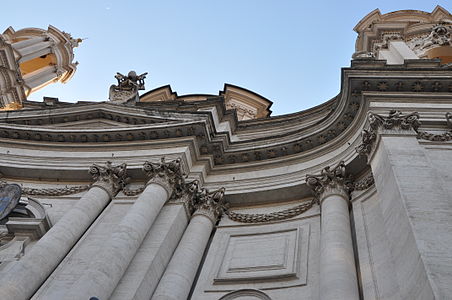 Sant'Agnese in Agone, detalj av den konkava fasaden.